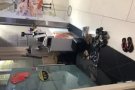 本店急招女按摩师一名，$2500以上，有新加坡按摩文凭的优先