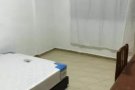 步行十分钟到湖畔地铁站有普通房出租