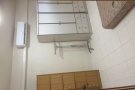 报本屋地址淡滨尼32街大牌336主人房出租，可搭房，电话83862725