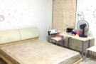 马里是它路主人房出租。EASB学生看过来