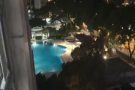 湖畔地铁站对面公寓 四人间主人房 宜家最好的上下木床 水电网有冷气全包