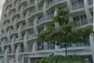 亚龙14巷升松超市对面白色新公寓，有四人间床位出租，只限女生，另有超大主人房出租