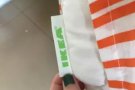 宜家床头柜$15 枕头两个$8 没有枕过