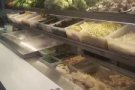 裕廊东big  bog三楼。，杨师傅麻辣香锅。?10%打折优惠
