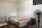 武吉巴督东四街大牌 244 高楼. 2人间 男搭房1人. 水电网，可煮无房东