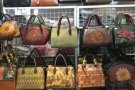 新加坡女士包包单肩包斜挎手提包时尚休闲潮流 有喜欢的快快联系我90732095 