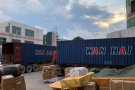 中国至新加坡货物运输，是该选择国际快递还是海运呢？