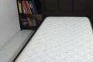 金文泰招女搭房一位