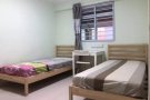 勿洛 - 新樟宜路上端大牌57，两人一房普通房，只限马来西亚女性。Bedok -
