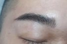 新加坡 :男生纹眉，男士仿生线条眉（家庭式服务Eyebrows embroidery ）