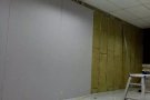 室内外装修：室内翻新，做隔间，油灰水，墙面补平，专业安装窗帘盒，安窗帘，旧柜拆除