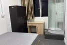 近劳发达地铁站有带独立淋浴房的普通房出租