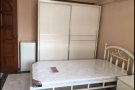 女性搭房出租，一个房间只住2人。近三巴旺地铁站，可报地址，无中介费