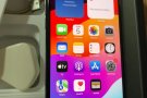 出售9成新iPhone11 pro max256GB,$490，所有功能都好好的,有充电头，数据线,盒子，有兴趣Call