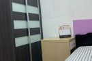 后港中心大牌853,一个女生住,无房东,可煮,家俬,网,包水电,无中介费,无空调