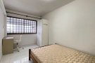 步行5分钟即可到达 Downtown East，无中介费