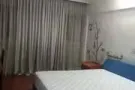 友诺士地铁站对面复式公寓楼主人房普通房小房间出租