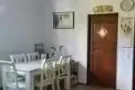 可报地址，花拉公园B出口大房间出租93253956或86665366