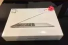 MacBook Pro (13寸,2017)  全新未拆封