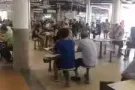 小贩中心摊位出租