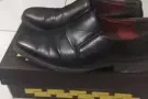 出售男士黑皮鞋