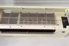 专业全拆药水清洗，维修（漏水，不冷，闪灯，不启动。。。）为您解决空调问题