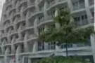 亚龙14巷升松超市对面白色新公寓，有四人间床位出租，只限女生，另有超大主人房出租