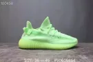 一手货源，广东厂家直销时尚各类鞋，运动休闲服装，包
