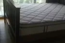 安装维修组屋公寓门，组屋门 ，玻璃门，推拉门，安装各种锁,五金件，窗帘杆，衣架。