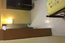 hougang ave2有房出租随时入住2个人有冷气720