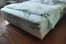 湖畔地铁附近主人房钟点房出租，三个小时内@$30，过夜$60,专人打扫消毒，一，