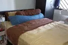 5月头入住的主人房，巴士2个车站到欧南圆地铁站，走路3分钟就有巴士站，非常方便