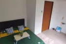 绿线-阿裕尼，靠近JCU和CR，紧邻地铁站