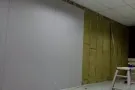 室内外装修：室内翻新，做隔间，油灰水，墙面补平，专业安装窗帘盒，安窗帘，旧柜拆除