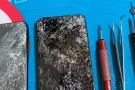 维修手机，平板主板，更换主板，屏幕，电池，后盖，其它配件，手机各种各样问题，可到大巴窑中心，淡宾尼中心，淡宾尼东地铁站，