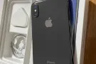 出售9.5成新IPhone X 64GB，，$300，盒子，充电头，数据线,送手机壳，钢化膜，原装电池100%所有功能都