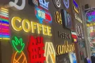 承接:各类广告牌  广告字  LED字  设计  有专业的公司和团队