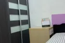 后港中心大牌853,一个女生住,无房东,可煮,家俬,网,包水电,无中介费,无空调