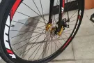 公路赛自行车