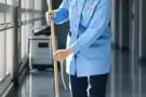 晓专业清洁退房打扫办，办公室打扫，家庭打扫，烫衣服，美容院打扫，有多年打扫专业经验，让你的家庭清洁如新