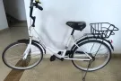 女式二手的90块，请WhatsApp 85376772