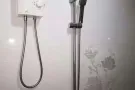 亚龙有房出租。水电网全包