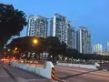 問慶地鐵站三分鐘公寓 帶陽台泳池景主人房招租。。。