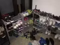 双人床，衣柜，桌子，风扇，储物柜