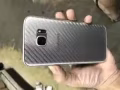 低价出一架三星s7edge银色，32gb。