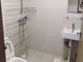 坐落紫线盛港温馨大落地窗独享卫生间的美丽普通房开租了，五月底可入住，包您满意