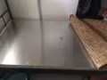 防臭蟲單人鐵床板，八成新單人床墊。物美價廉