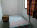 裕华园地铁站隔间