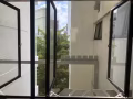 5分鐘步行到武吉巴督地鐵站， 4A房式租屋，剛全面裝修，設在鄰里公園。