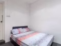 實龍崗排屋普通房間出租，人少安靜，地鐵6分鐘，緊鄰實龍崗體育場游泳池，多家食閣